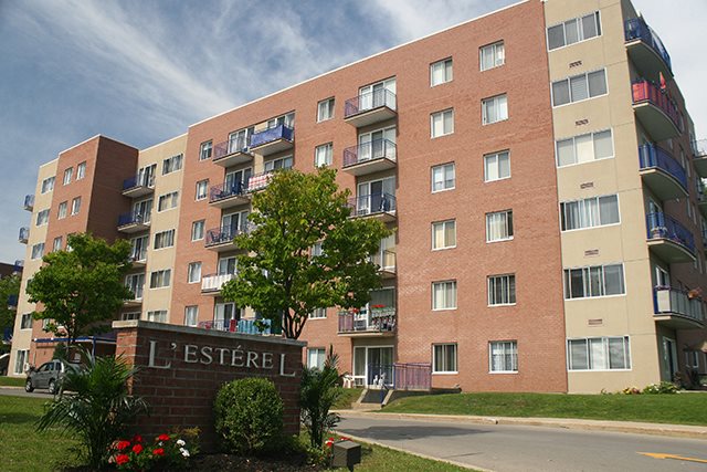 1 bedroom 55+ Apartments for rent in Pointe-Claire at LEsterel - Photo 06 - RentersPages – L21074