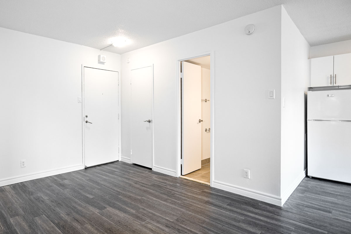 Studio / Bachelor Apartments for rent in Montreal (Downtown) at Tadoussac - Photo 10 - RentersPages – L412177