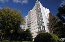1 bedroom Apartments for rent in Victoria at Lord Simcoe - Photo 01 - RentersPages – L412329