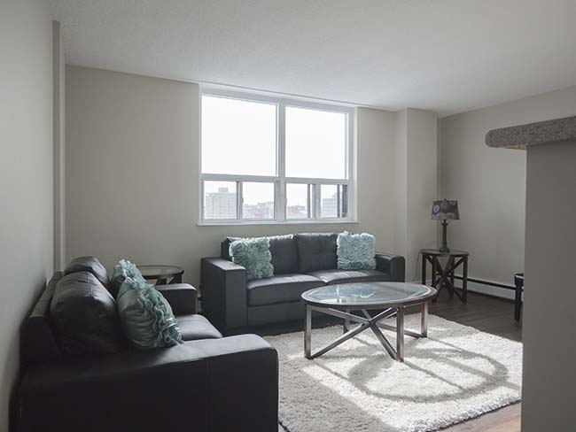 Studio / Bachelor Apartments for rent in Edmonton at Grandin Tower - Photo 05 - RentersPages – L395701