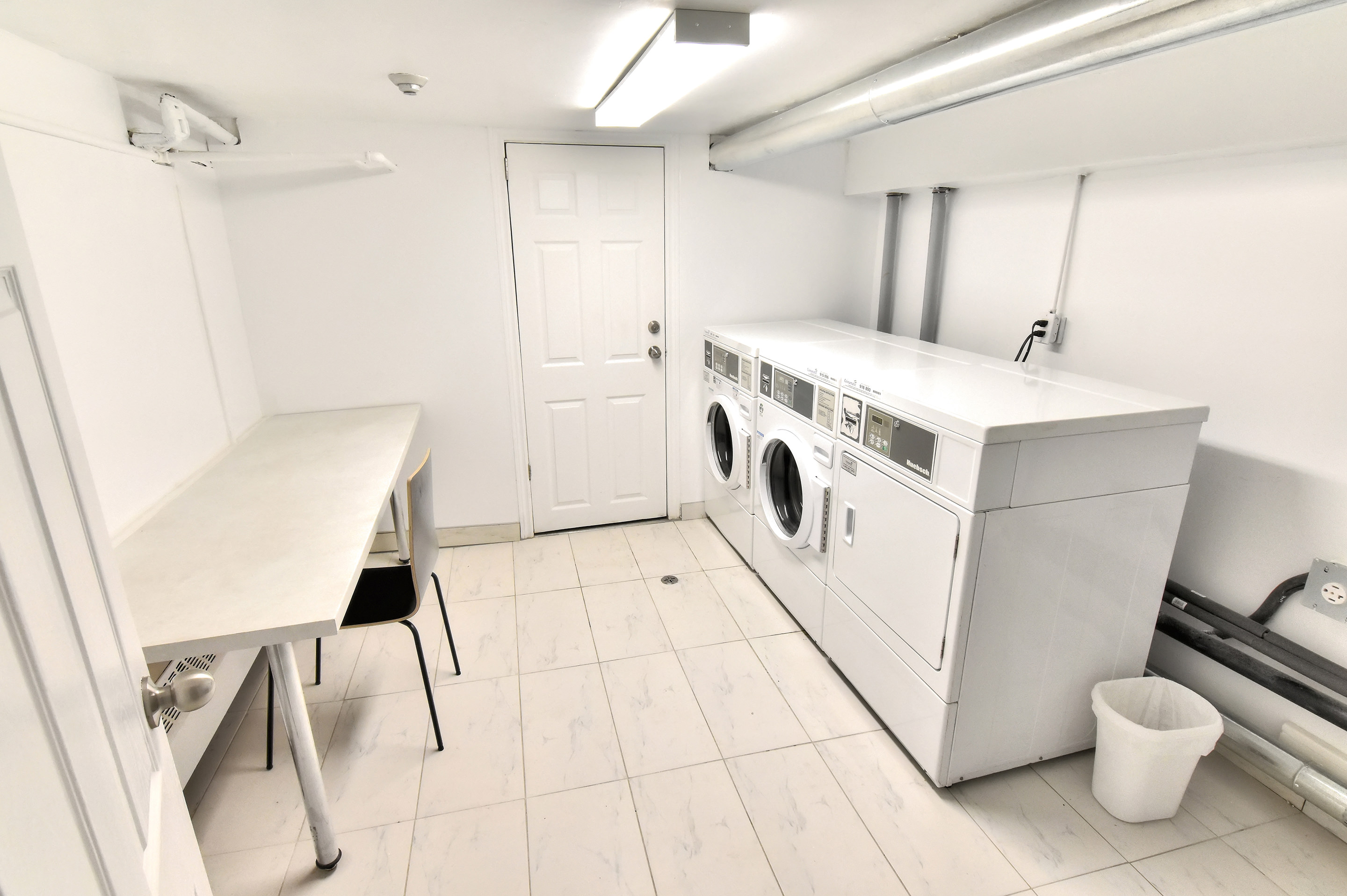 1 bedroom Apartments for rent in Notre-Dame-de-Grace at 2350 Rue Mariette - Photo 11 - RentersPages – L2278