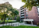 1 bedroom Apartments for rent in Town of Mount-Royal at Le Manoir - Photo 01 - RentersPages – L412409