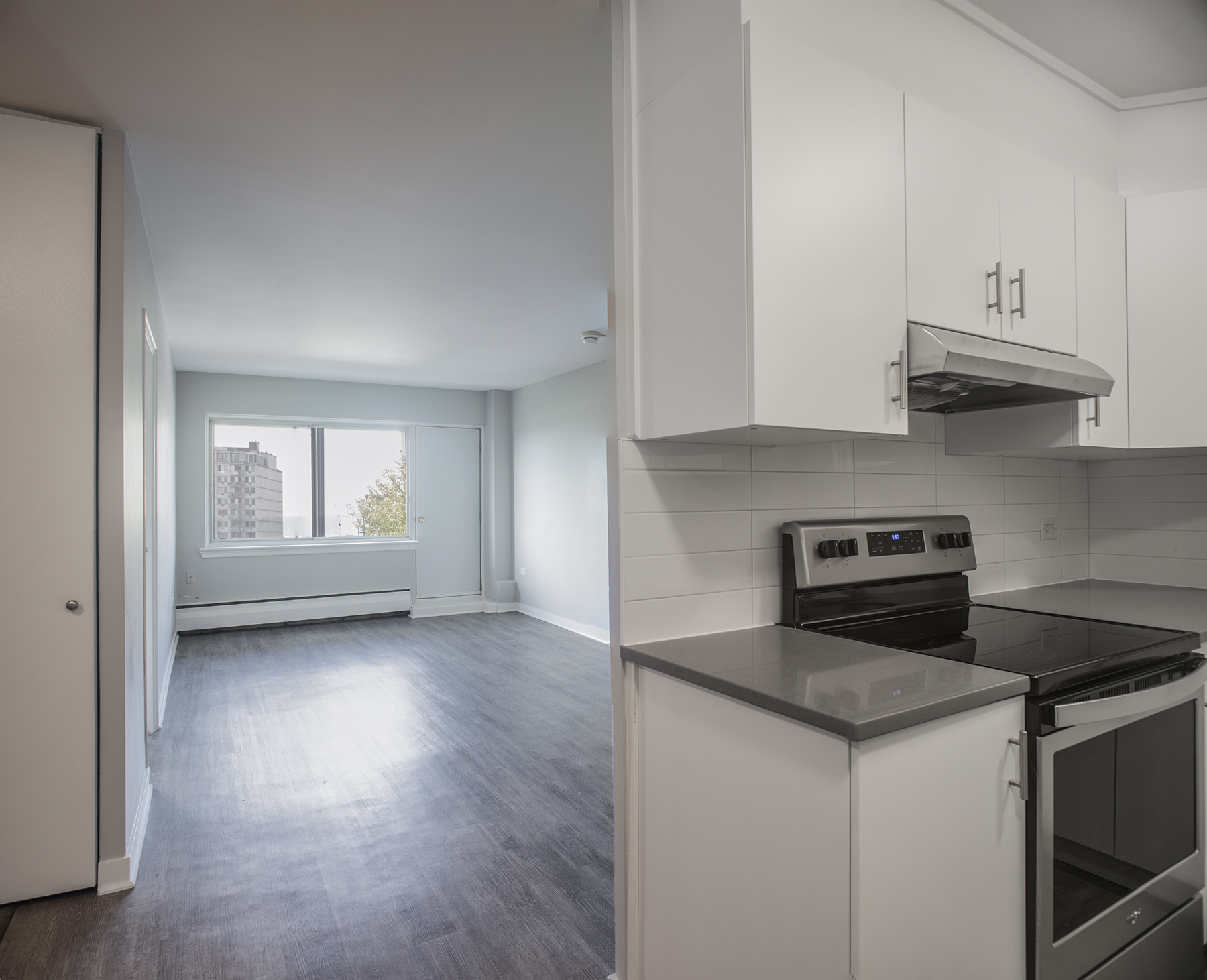 Studio / Bachelor Apartments for rent in Montreal (Downtown) at Le Marco Appartements - Photo 06 - RentersPages – L401544