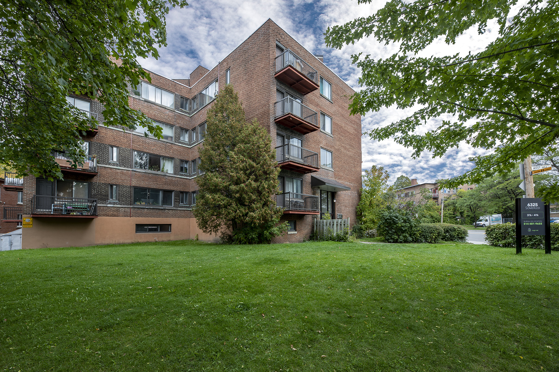 2 bedroom Apartments for rent in Notre-Dame-de-Grace at 6325 Somerled - Photo 02 - RentersPages – L401540