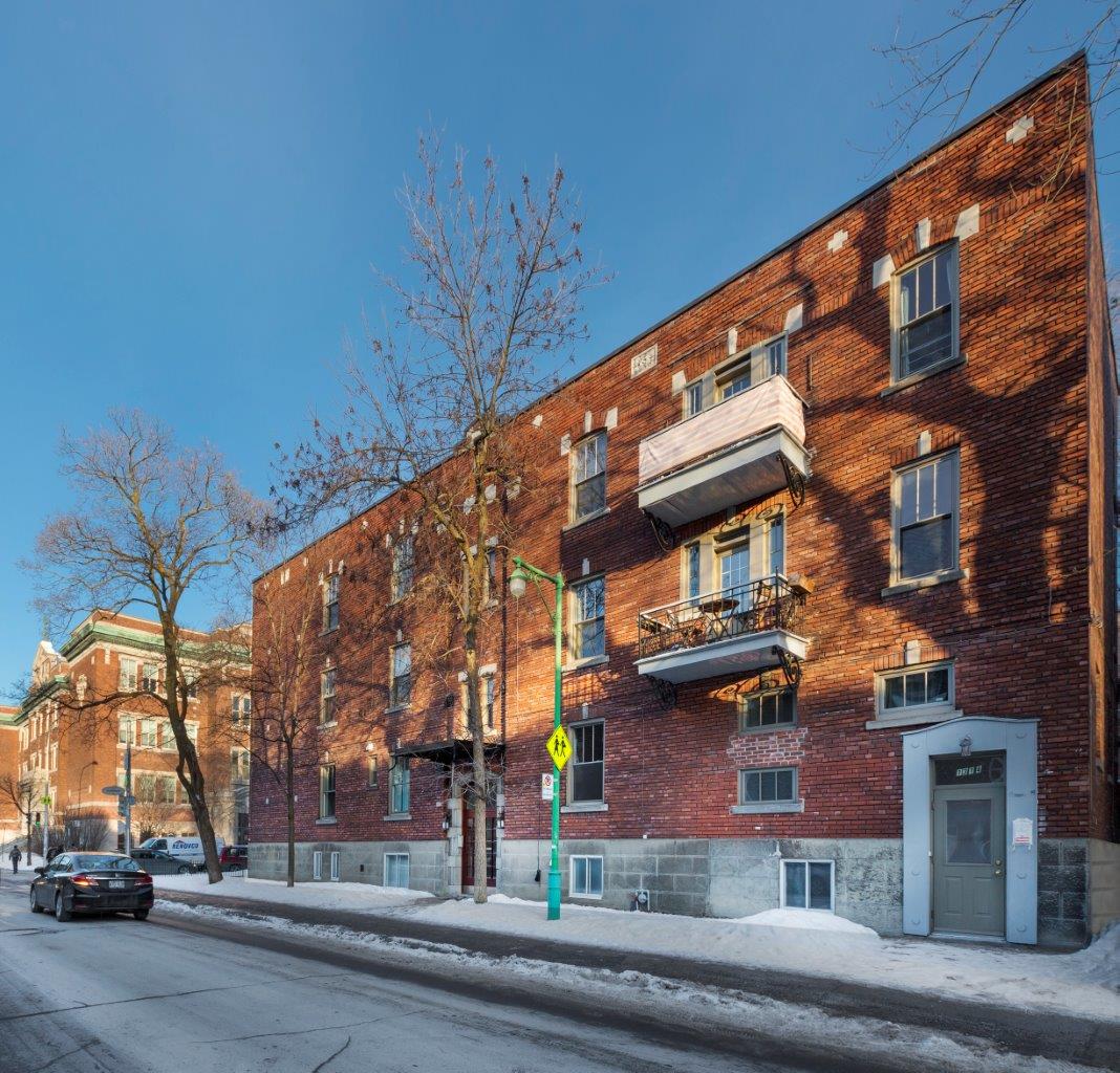 Studio / Bachelor Apartments for rent in Outremont at 1310-1314 Lajoie - Photo 01 - RentersPages – L209579