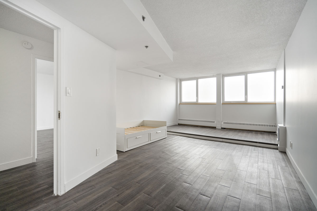 Studio / Bachelor Apartments for rent in Montreal (Downtown) at 2250 Guy - Photo 10 - RentersPages – L412157
